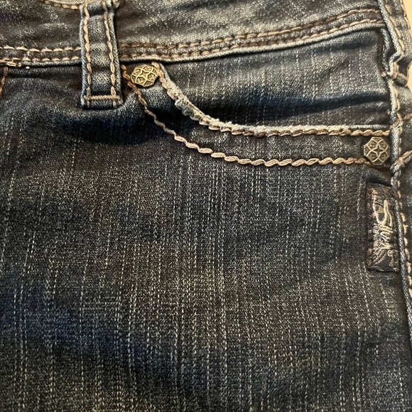 Womens Classic Silver Tuesday 16 1/2 Blue Jeans With White Stitching, 5 Pockets. - Picture 7 of 16